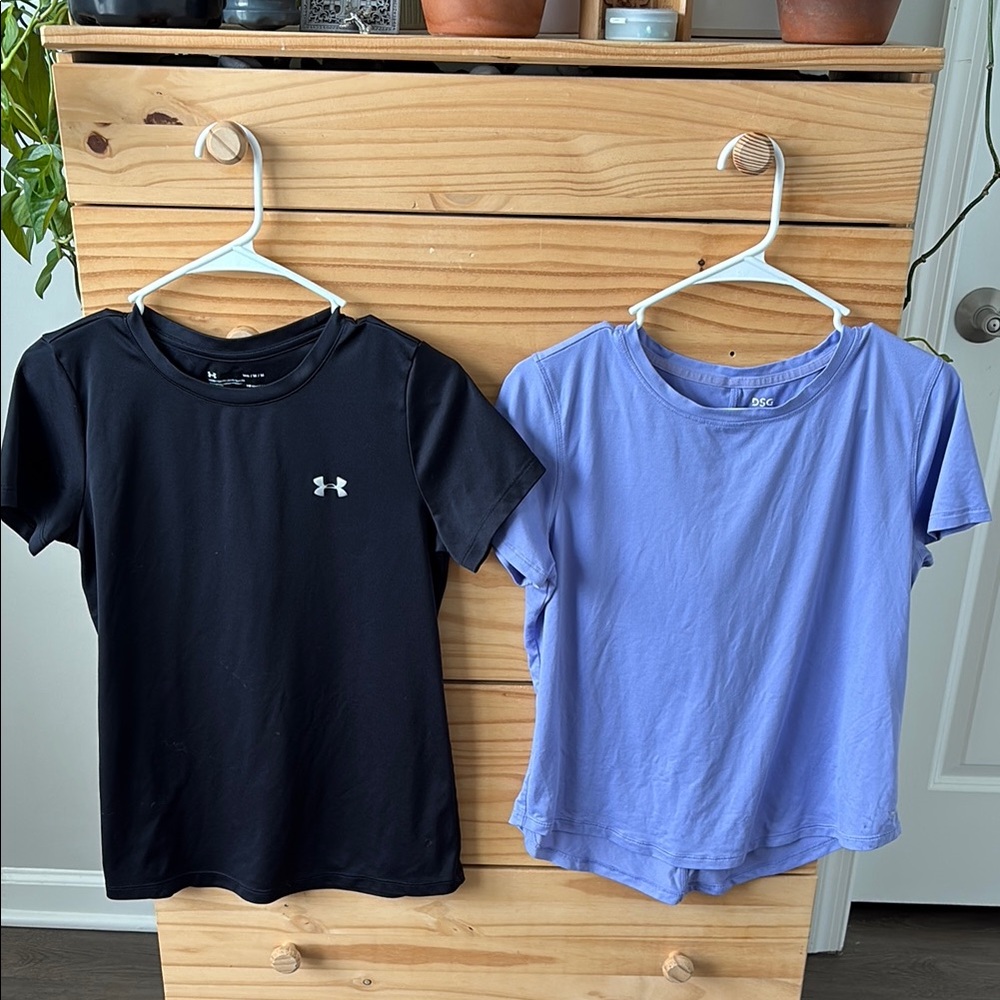 Womens workout tee bundle Medium